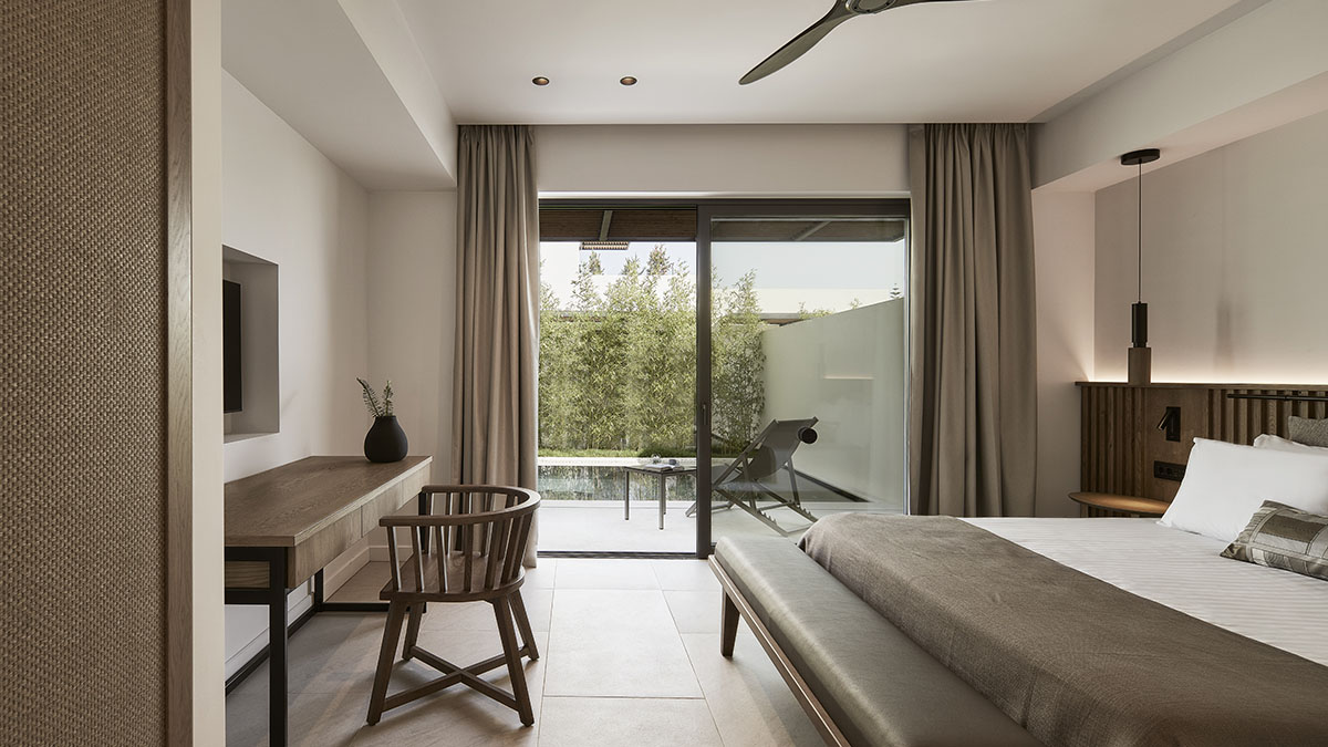 Junior Suite with Pool